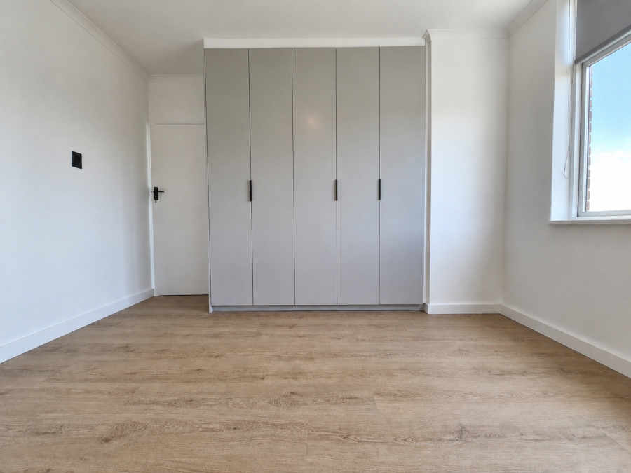1 Bedroom Property for Sale in Wynberg Upper Western Cape